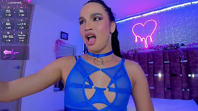 KylieVictoria online show from 01.12.25