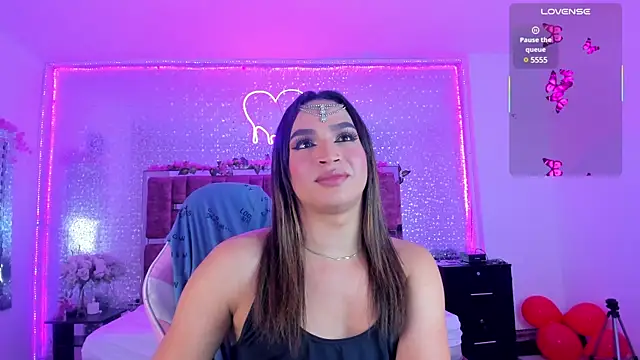 KylieVictoria online show from 02.11.25