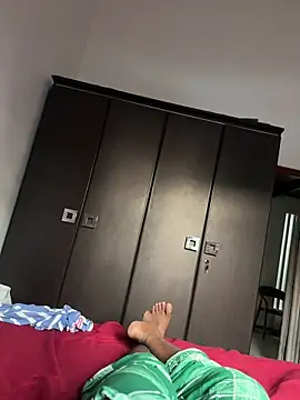 Dreamistofly online show from 04.07.26