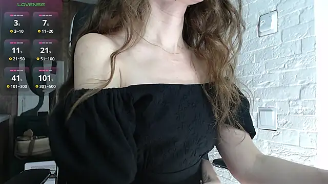 Snapshot of BB_Web chatting on 01.07.25 BB Web online show from 01.07.25