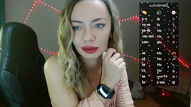 Snapshot of Daria_Spring chatting on 02.08.25 Daria Spring online show from 02.08.25