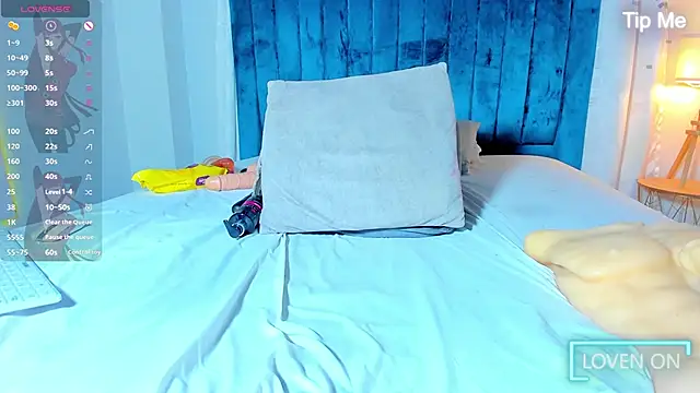 Snapshot of sweetebony_970 chatting on 02.22.25 sweetebony 970 online show from 02.22.25