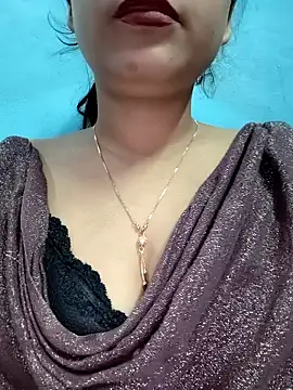 Shanaya Hotty online show from 12.03.24