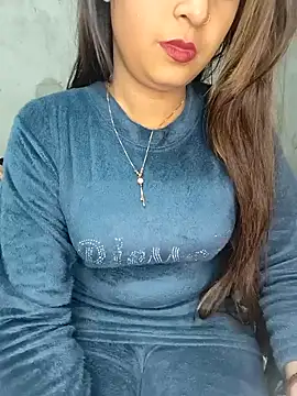 Shanaya Hotty online show from 01.07.25