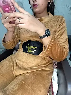 Shanaya Hotty online show from 01.12.25