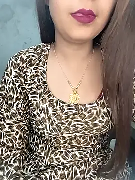 Shanaya Hotty online show from 02.10.25