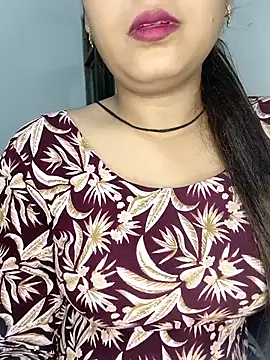 Shanaya Hotty online show from 09.19.25