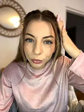 Mia Ethan online show from 11.07.25