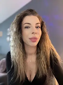 Mia Ethan online show from 05.09.26