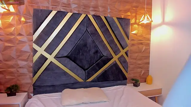 Alahia Dangelo online show from 03.02.25