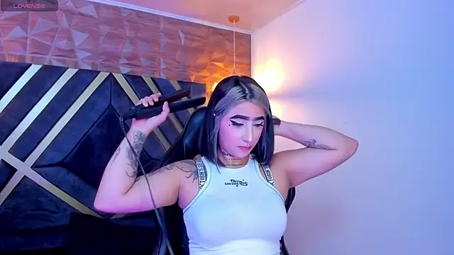 Alahia Dangelo online show from 10.10.25