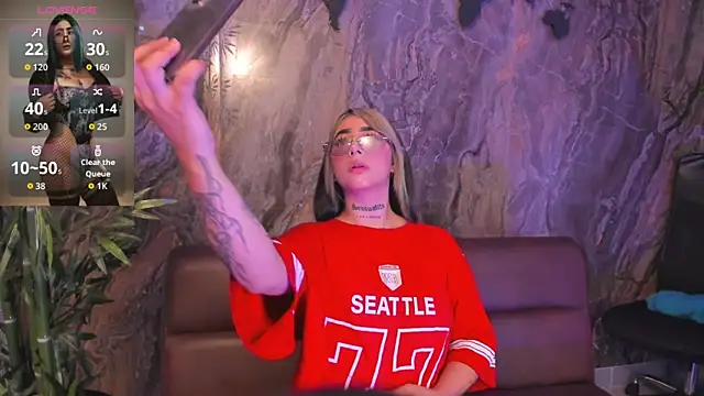 Alahia Dangelo online show from 10.30.25