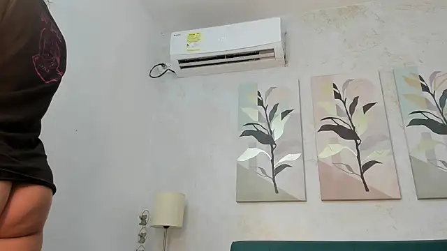 Snapshot of sandy_rivas chatting on 09.29.25 sandy rivas online show from 09.29.25