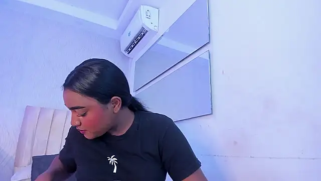 kayna gomez online show from 02.20.26