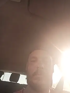 WadedGuzzling online show from 08.06.26