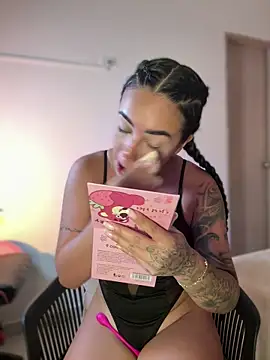 Pink Jazmin online show from 05.05.26