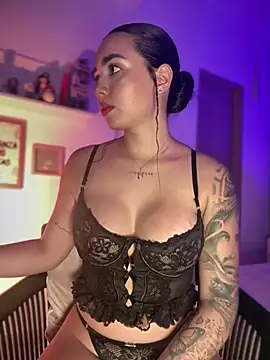 Pink Jazmin online show from 06.21.26