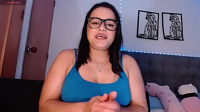 Snapshot of maraa_lee chatting on 03.04.25 maraa lee online show from 03.04.25