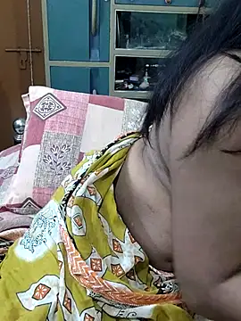 yoursweety09 online show from 02.20.26