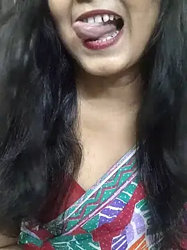 Snapshot of yoursweety09 chatting on 07.18.26 yoursweety09 online show from 07.18.26
