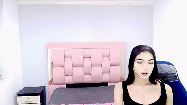 Eban Dustan online show from 10.31.25