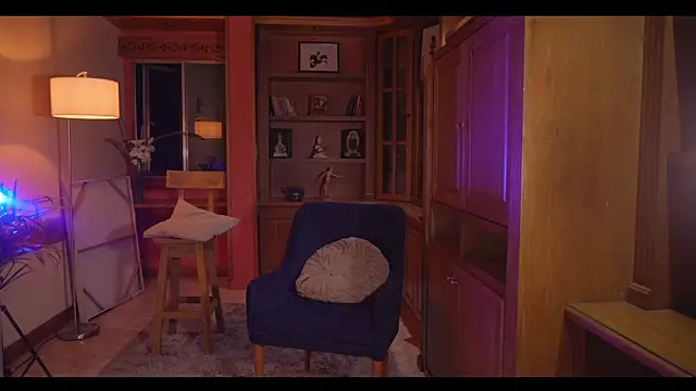  srerotic online show from 10.31.25