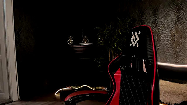 Snapshot of Alisia_Mars chatting on 09.17.25 Alisia Mars online show from 09.17.25