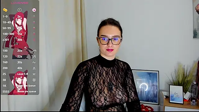 Snapshot of MissJudith chatting on 11.07.25 MissJudith online show from 11.07.25