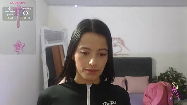 Laylafoxy tay online show from 01.30.25