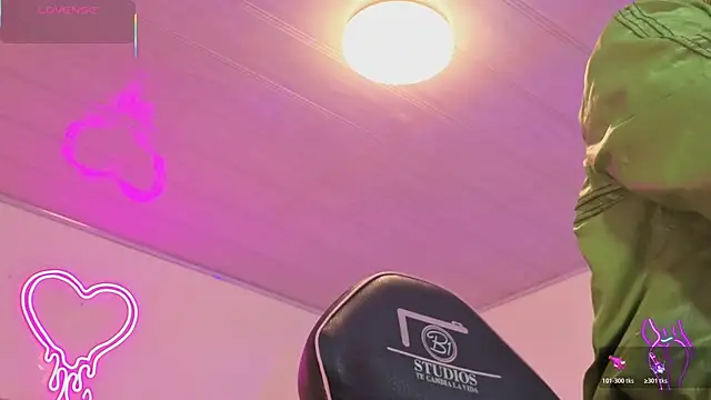 Laylafoxy tay online show from 11.14.25