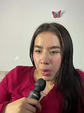 Snapshot of Im_Valen_Cute chatting on 01.07.25 Im Valen Cute online show from 01.07.25