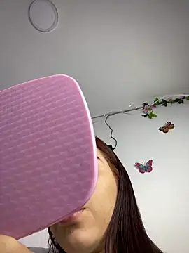 Snapshot of Im_Valen_Cute chatting on 01.22.25 Im Valen Cute online show from 01.22.25