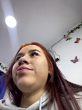 Snapshot of Im_Valen_Cute chatting on 01.25.25 Im Valen Cute online show from 01.25.25