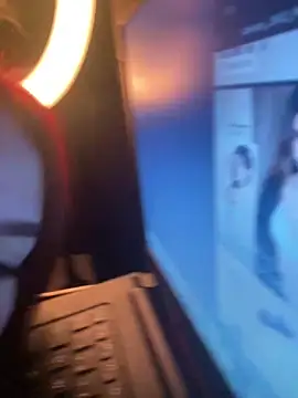 Snapshot of Im_Valen_Cute chatting on 02.03.25 Im Valen Cute online show from 02.03.25