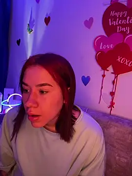 Snapshot of Im_Valen_Cute chatting on 02.06.25 Im Valen Cute online show from 02.06.25