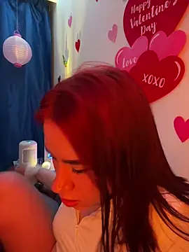 Snapshot of Im_Valen_Cute chatting on 02.08.25 Im Valen Cute online show from 02.08.25