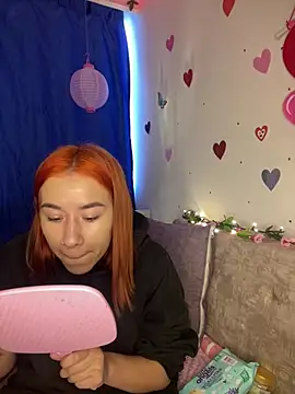 Snapshot of Im_Valen_Cute chatting on 02.20.25 Im Valen Cute online show from 02.20.25