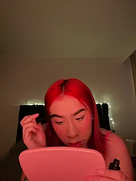 Snapshot of Im_Valen_Cute chatting on 02.28.25 Im Valen Cute online show from 02.28.25