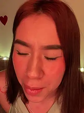 Snapshot of Im_Valen_Cute chatting on 03.23.25 Im Valen Cute online show from 03.23.25