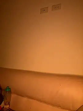 Snapshot of Im_Valen_Cute chatting on 10.04.25 Im Valen Cute online show from 10.04.25