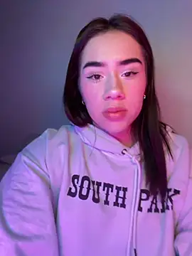 Snapshot of Im_Valen_Cute chatting on 10.15.25 Im Valen Cute online show from 10.15.25