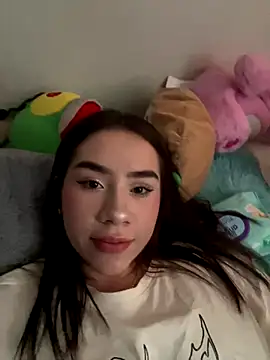 Snapshot of Im_Valen_Cute chatting on 10.26.25 Im Valen Cute online show from 10.26.25