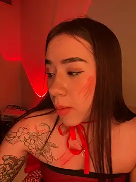 Snapshot of Im_Valen_Cute chatting on 11.01.25 Im Valen Cute online show from 11.01.25