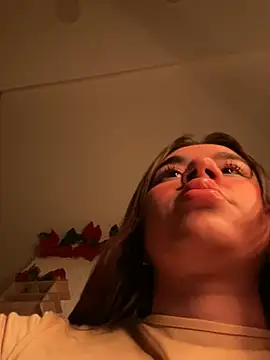 Im Valen Cute online show from 05.31.26