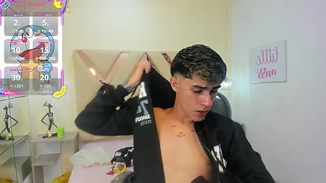 Dyla n18 online show from 09.29.25