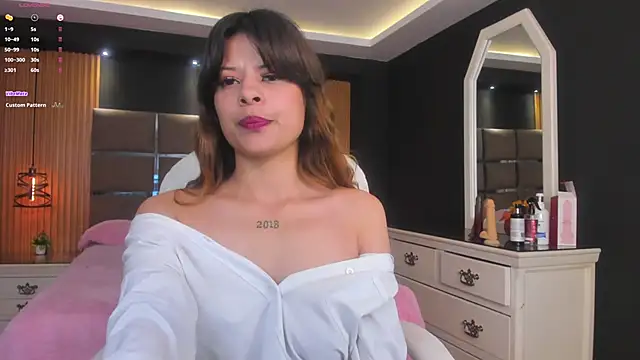 Snapshot of Antonella_Torres2 chatting on 01.11.25 Antonella Torres2 online show from 01.11.25