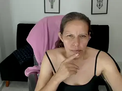 Milf karlye online show from 01.05.25