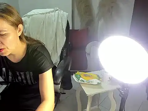 Milf karlye online show from 05.12.26