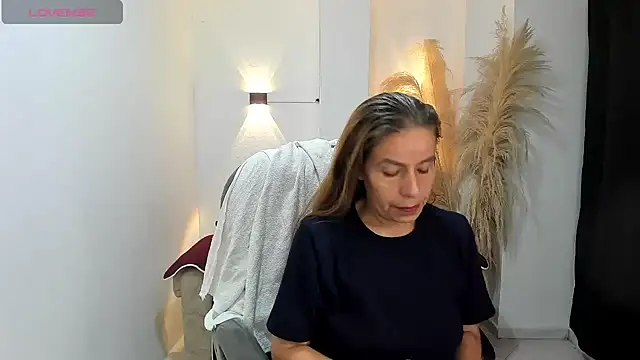 Milf karlye online show from 06.05.26