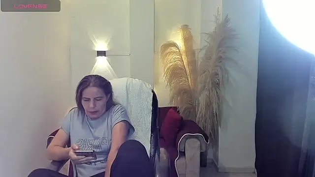 Milf karlye online show from 06.10.26
